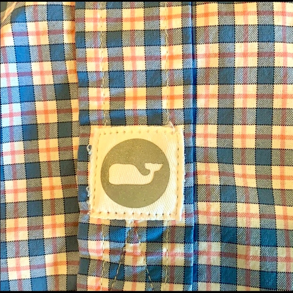 Vineyard Vines Performance Murray Oxford Shirt. Excellent Condition View 4